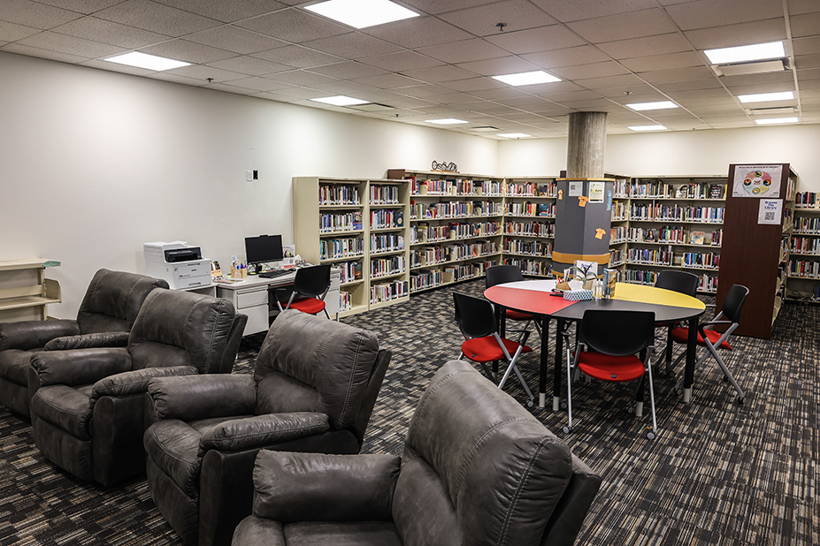 Library02
